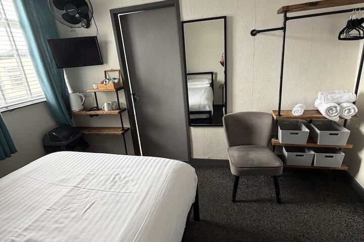 Room 29 of 114