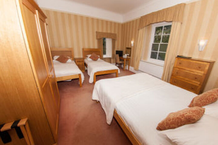 Room 48 of 87