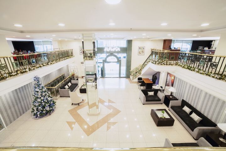 Guest Lobby