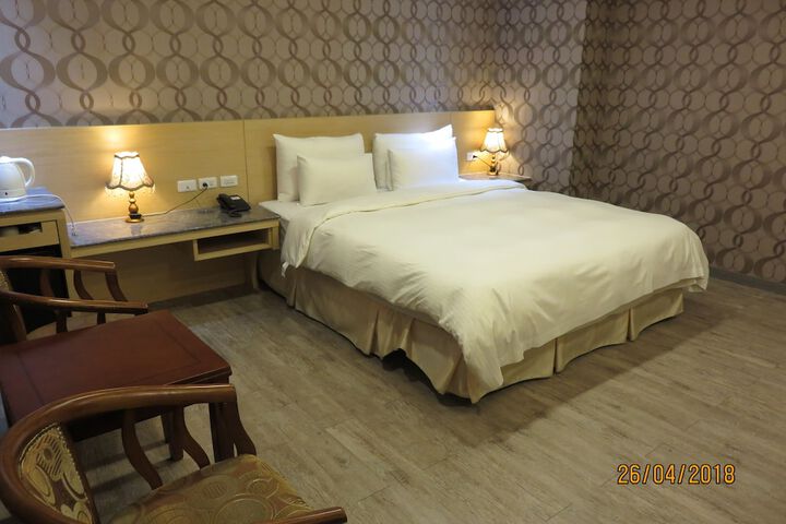 Room 2 of 57