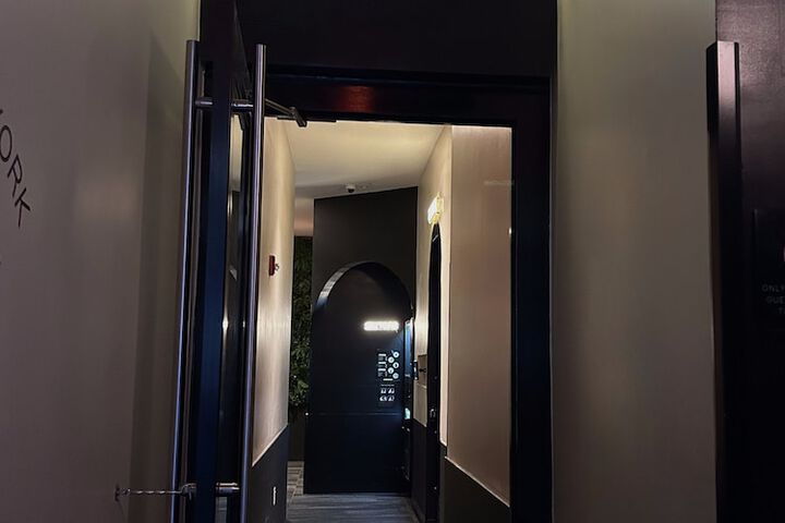 Hotel Interior 17 of 24