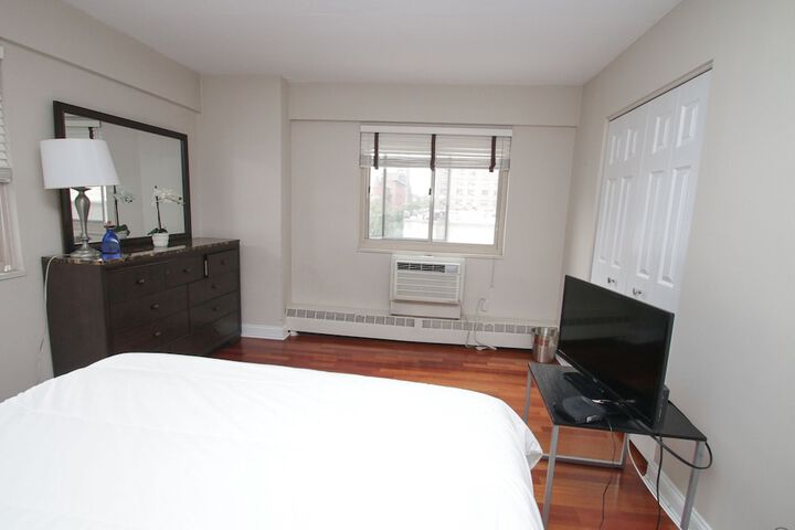 Room 12 of 15