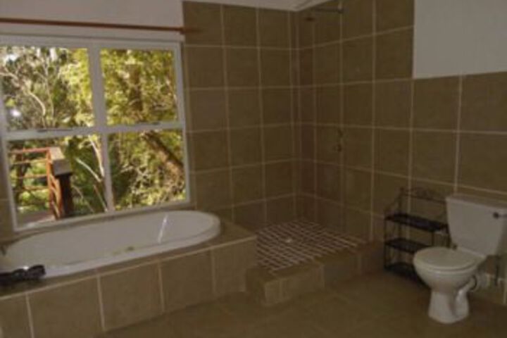 Room 4 of 31