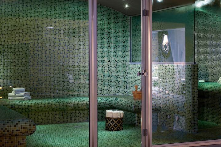 Steam room