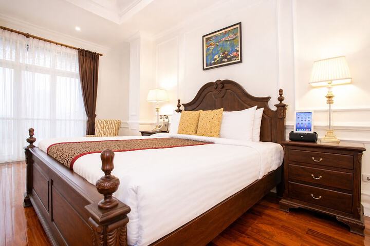 Room 8 of 67