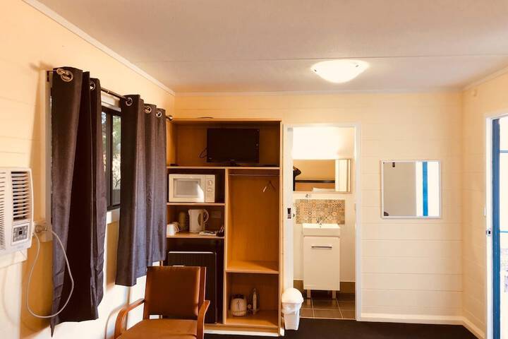 Room 19 of 36
