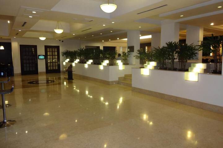 Guest Lobby