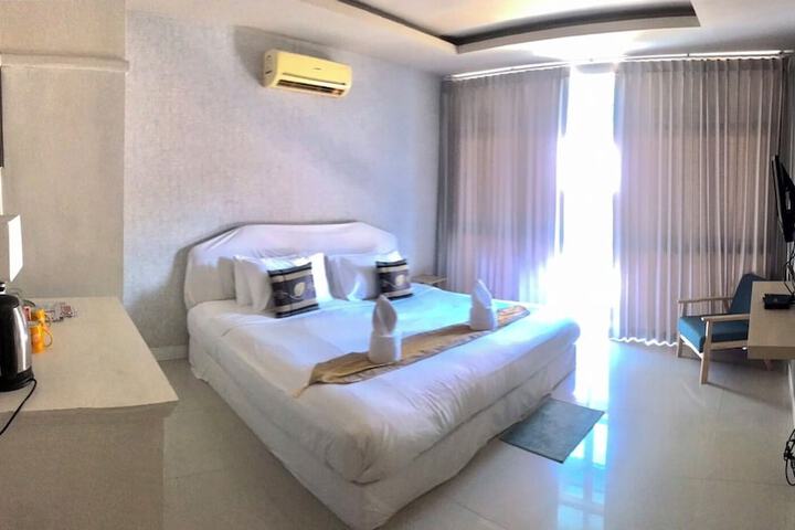 Room 14 of 62