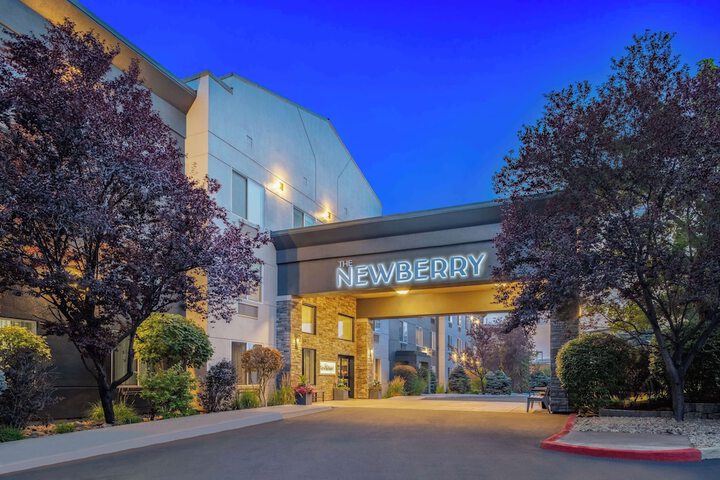 Hotel 65 of 72