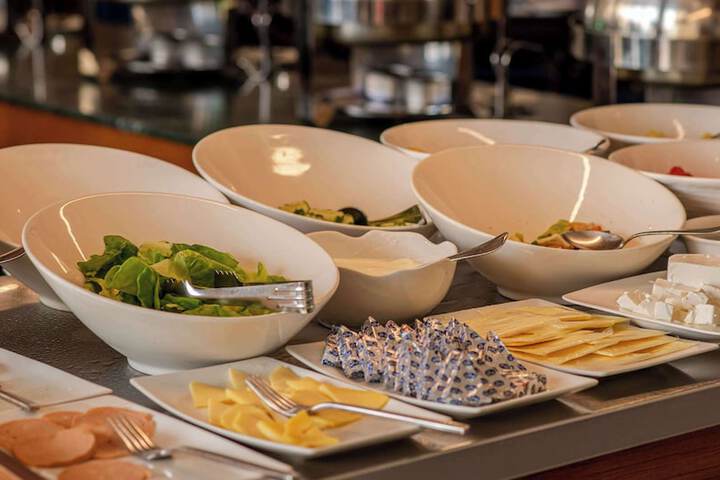 Dining 97 of 121