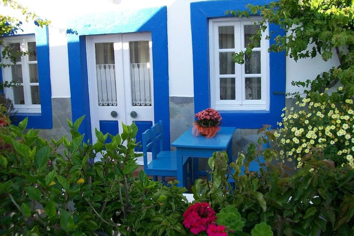 AUSTRALIS HOTEL