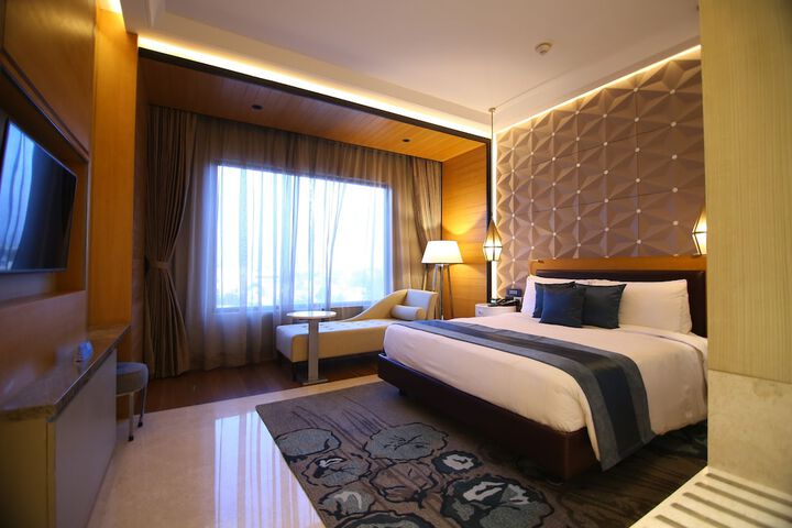 Room 11 of 61
