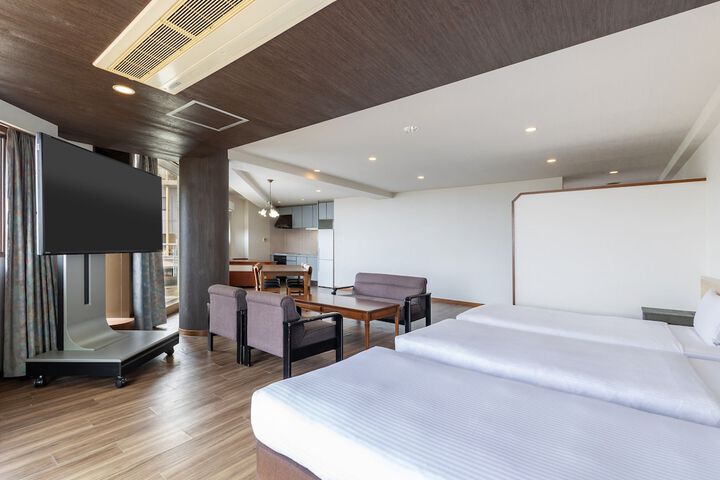 Room 14 of 47