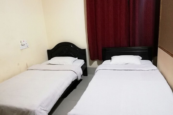 Room 7 of 25