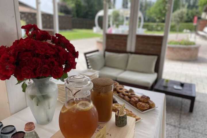 Breakfast/Coffee Service 11 of 21