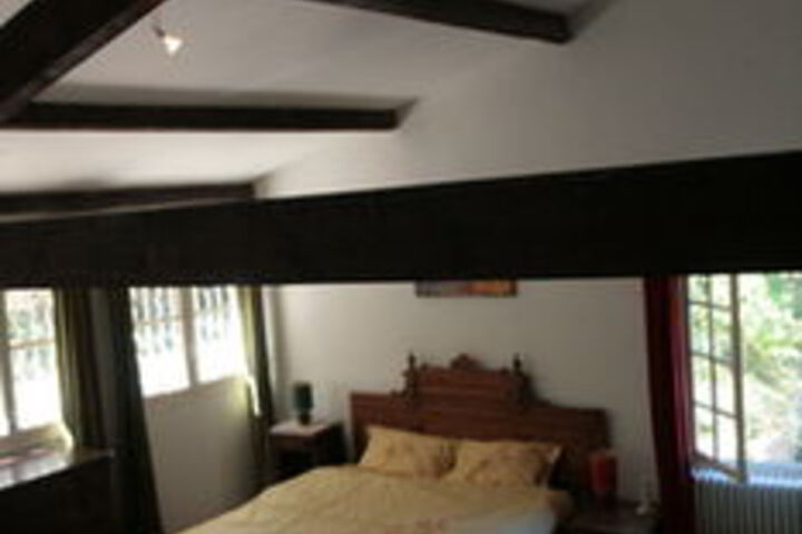 Room 35 of 74