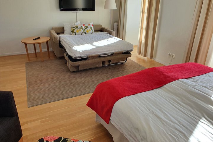 Room 33 of 84