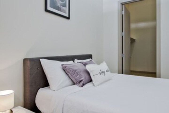 Room 284 of 328