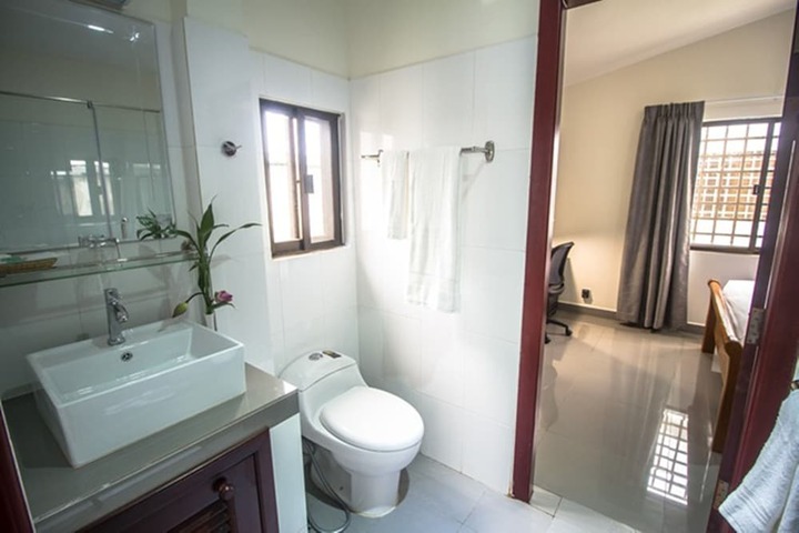 Room 13 of 29