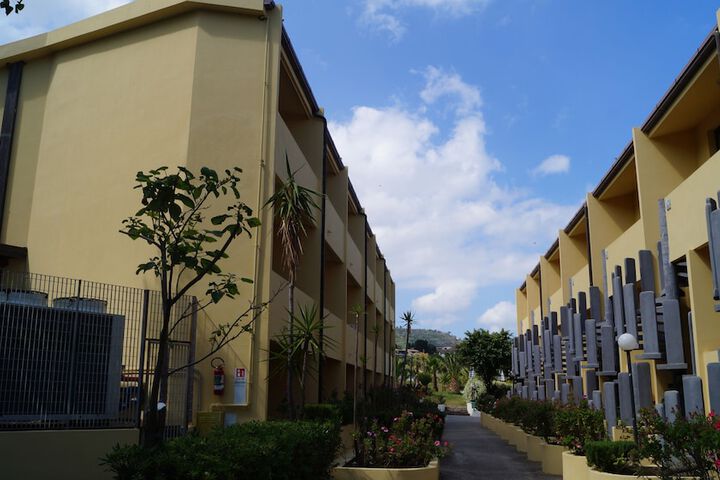 Room 8 of 63