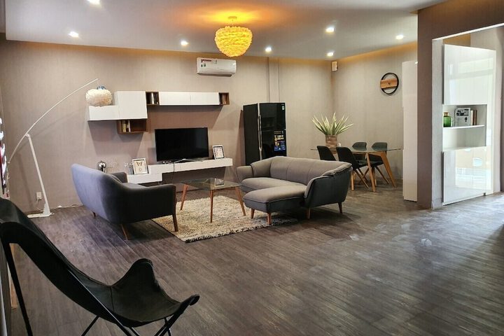 Room 15 of 37