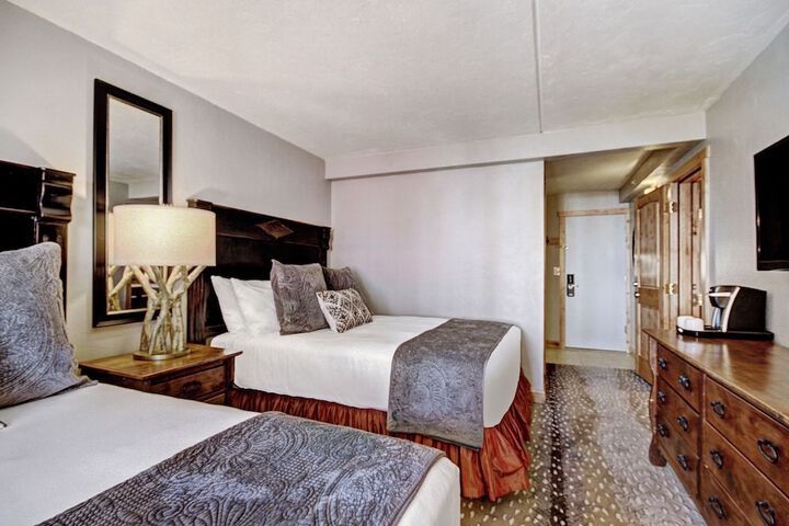 Room 16 of 302