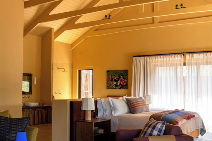 Room 5 of 28
