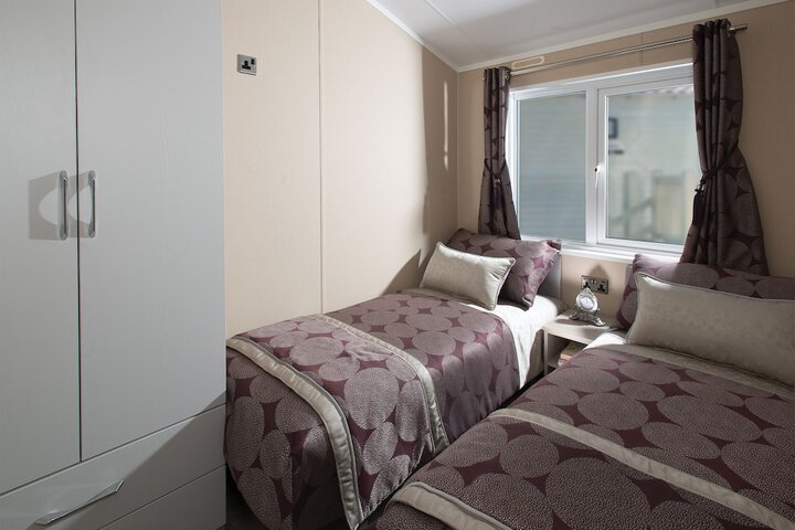 Room 6 of 139