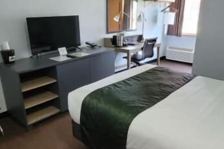 Room 14 of 51