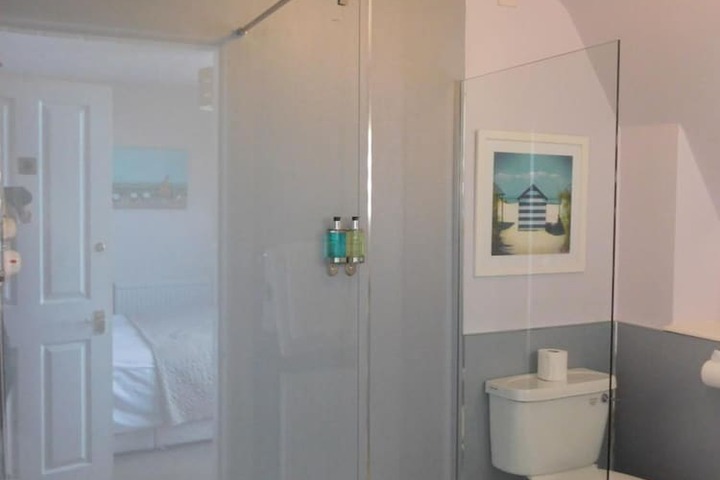 Room 36 of 59
