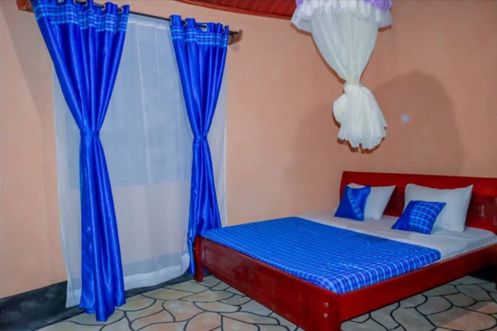 Room 2 of 13