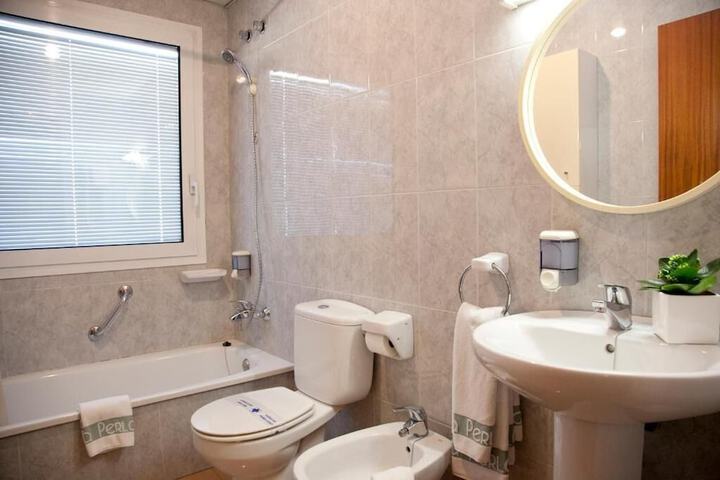 Clean Restrooms