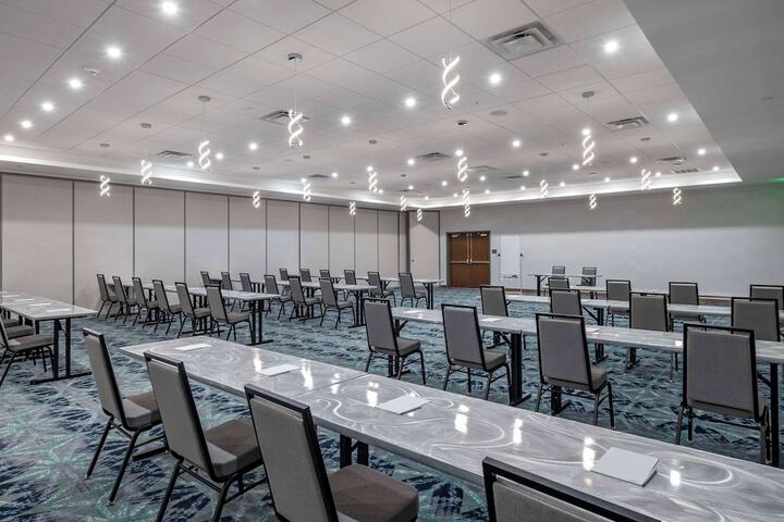 Meeting facility