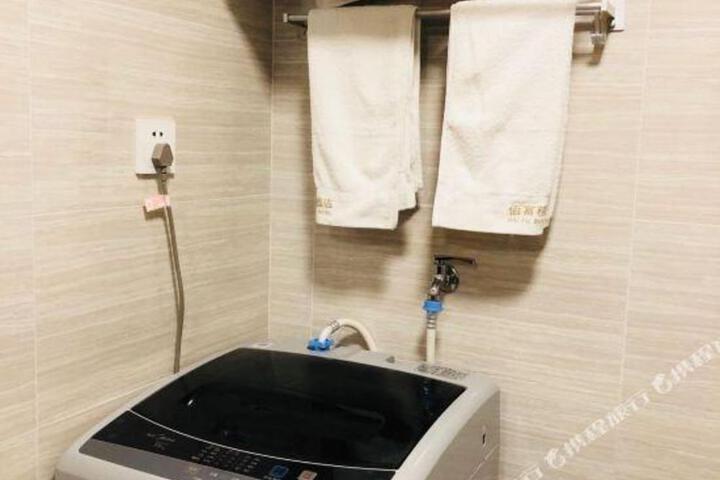 Hangzhou Baifu Hotel (Hangzhou East Railway Station)