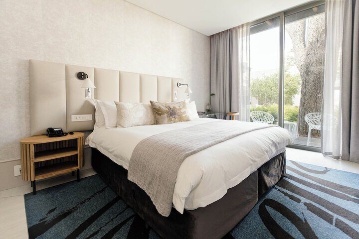 Room 30 of 172