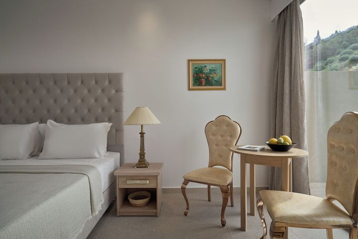 Room 25 of 97
