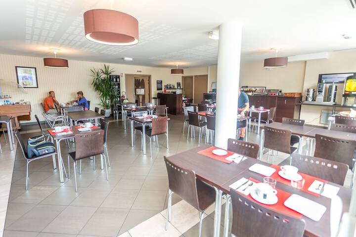Breakfast area