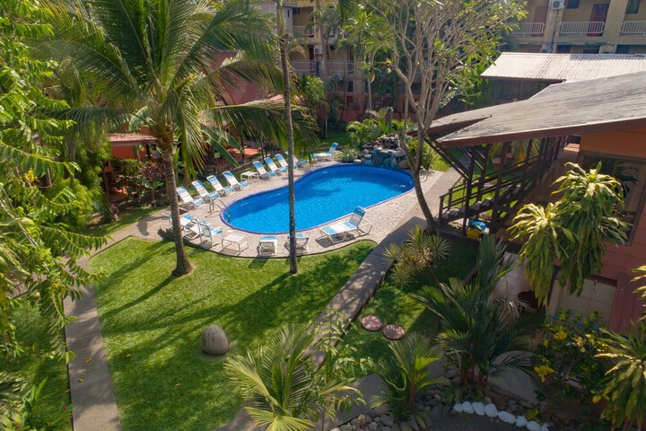 Pool 39 of 55