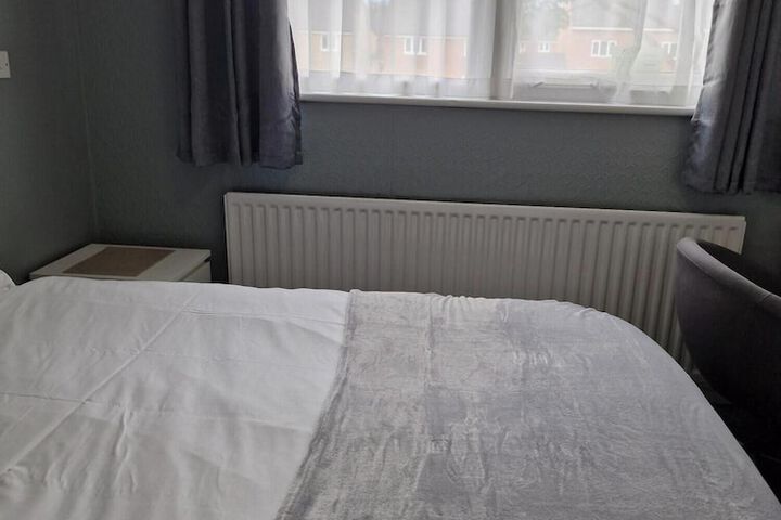 Room 5 of 22