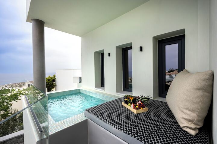 Terrace/Patio 43 of 99