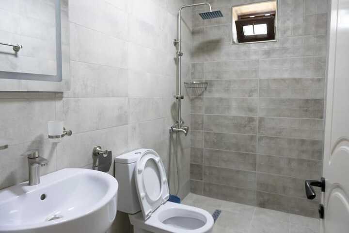 Room 12 of 12