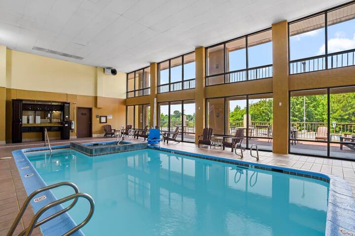 Pool 31 of 45