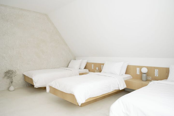 Room 20 of 38