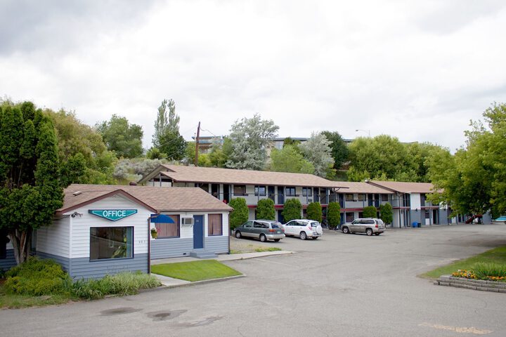 Hotel 63 of 63