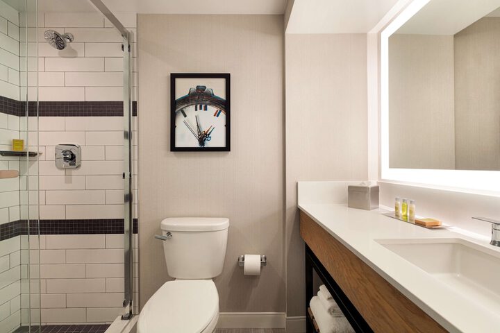 Bathroom shower