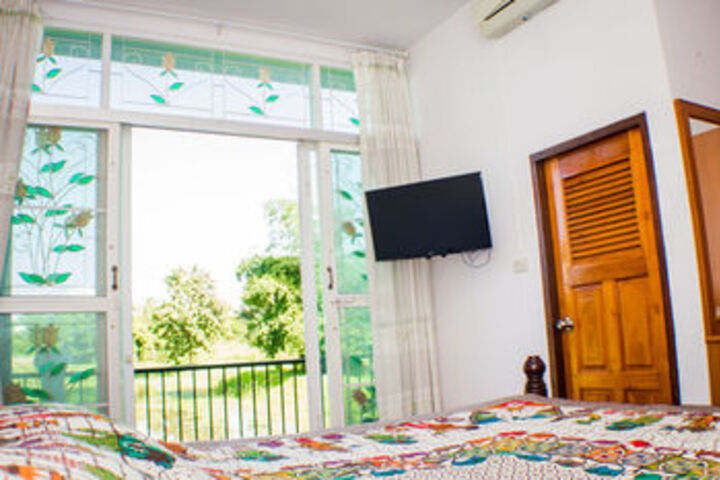 Room 26 of 28