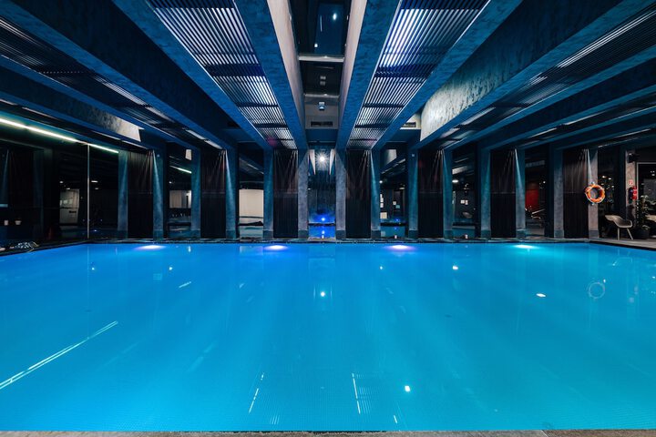 Pool 40 of 56