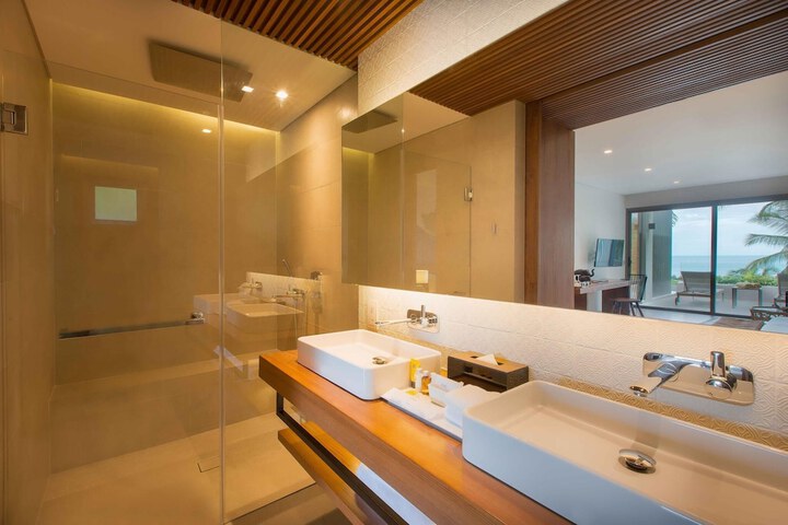 Clean Restrooms