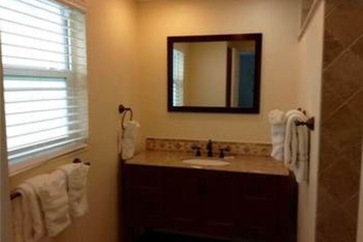 Room 2 of 11