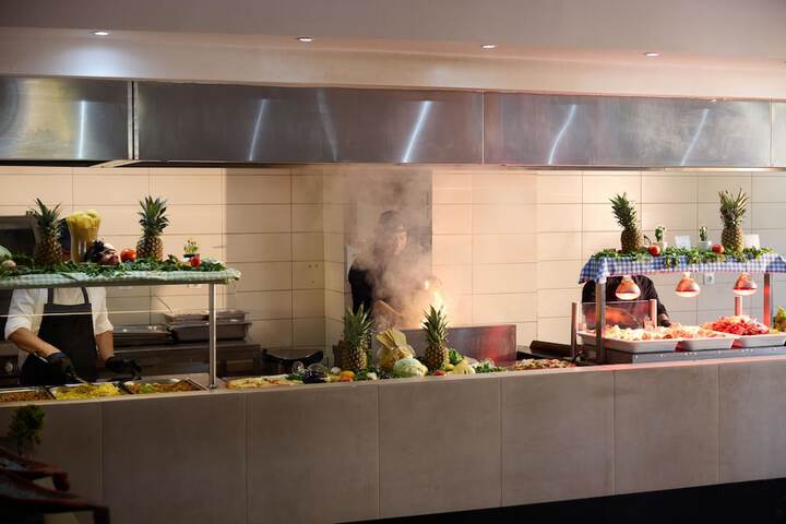 Dining 114 of 212